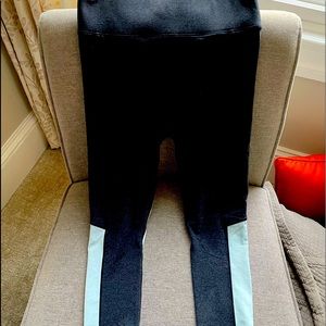 We Over Me for Bandier dark heathered grey and powder blue leggings size L